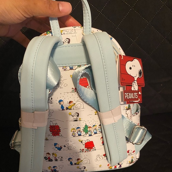 Loungefly Peanuts mini backpack & wallet. - Picture 9 of 10